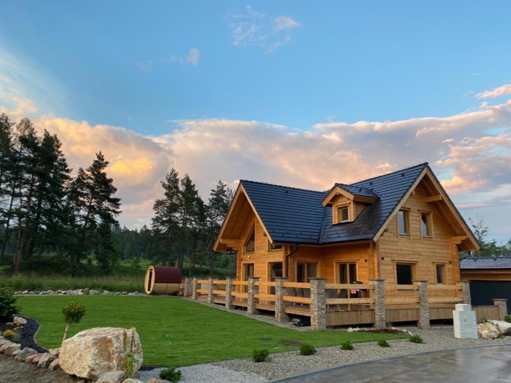 ולקה לומניקה Rezidencia Woodchalet מראה חיצוני תמונה